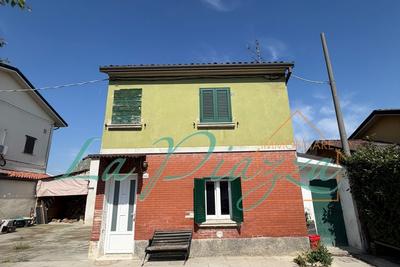 Casa indipendente in vendita in Via Casanola 1935